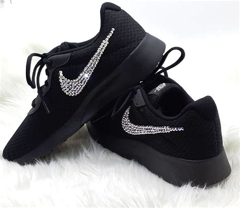 dames nike zwartezool|zwarte nike sneakers dames.